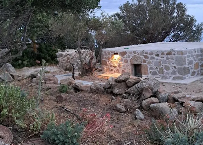 Nisyros Nest Сasa de vacaciones Nikiá